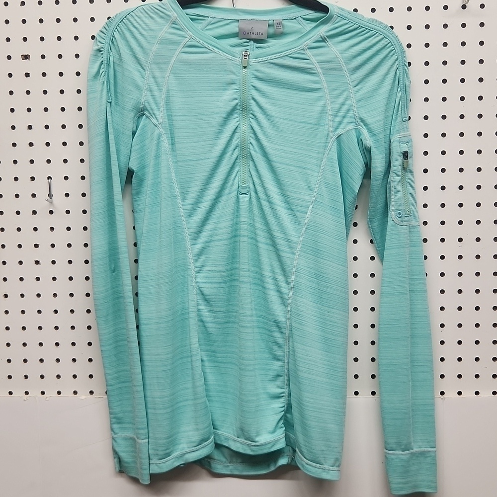 Athleta mint green thin running shirt XS